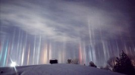 light pillars in Ontario Canada (2017-01-11).jpg